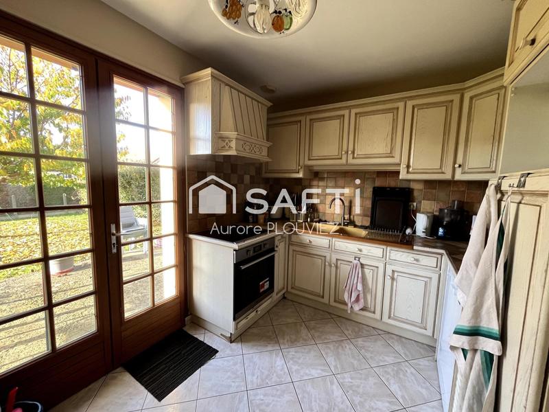 Maison - 131 m² - 8 pièces