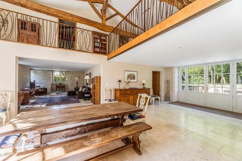 Propriété - 509 m² - 12 pièces