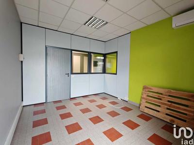 Bureau - 65 m²