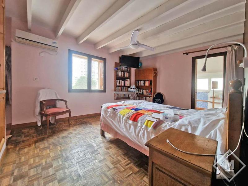 Maison - 282 m² - 7 pièces