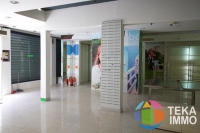 Local commercial - 192 m²