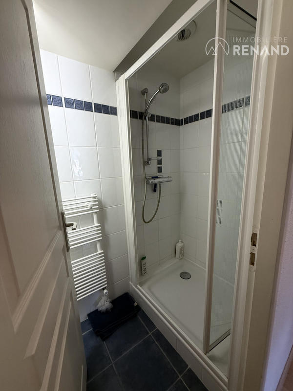 Appartement - 90 m² - 4 pièces