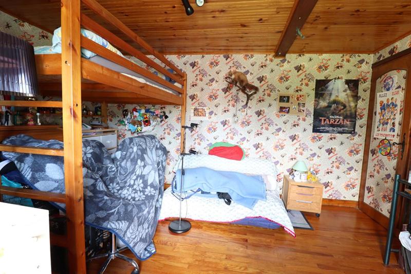 Maison - 170 m² - 8 pièces