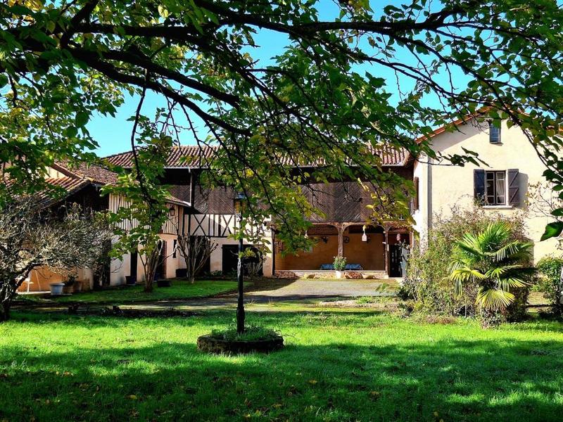 Ferme - 250 m² - 6 pièces