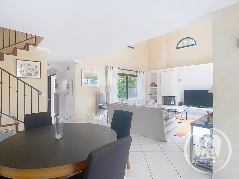 Villa - 105 m² - 5 pièces