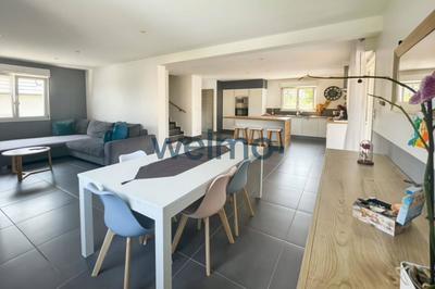 Maison - 105 m² - 4 pièces