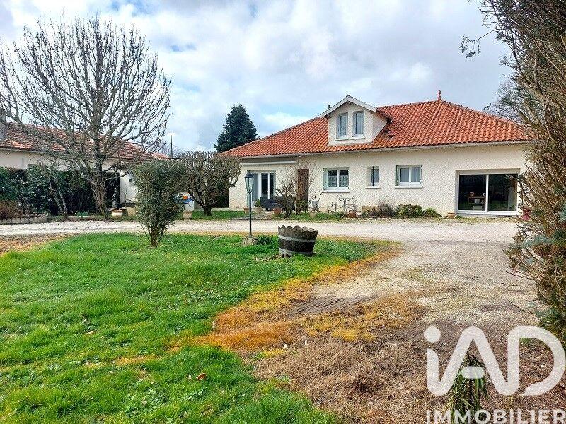 Maison - 156 m² - 5 pièces