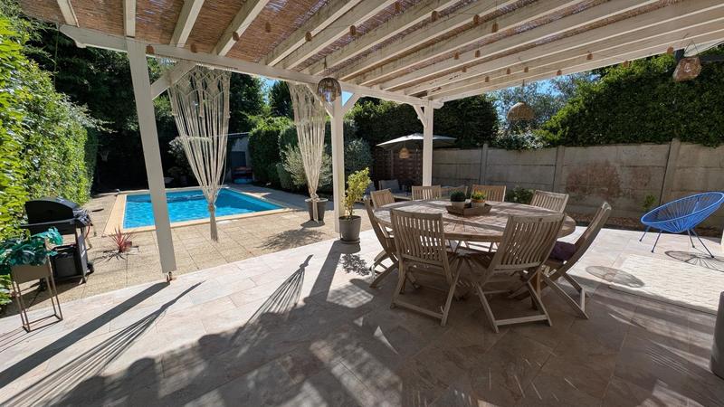 Maison - 187 m² - 5 pièces