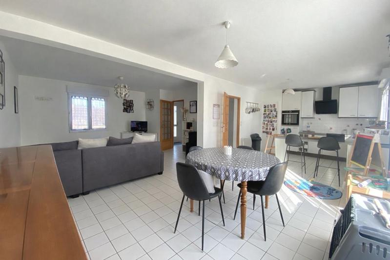Maison - 95 m² - 4 pièces