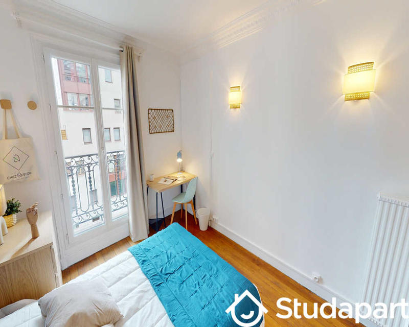 Chambre - 80 m² - 1 pièce