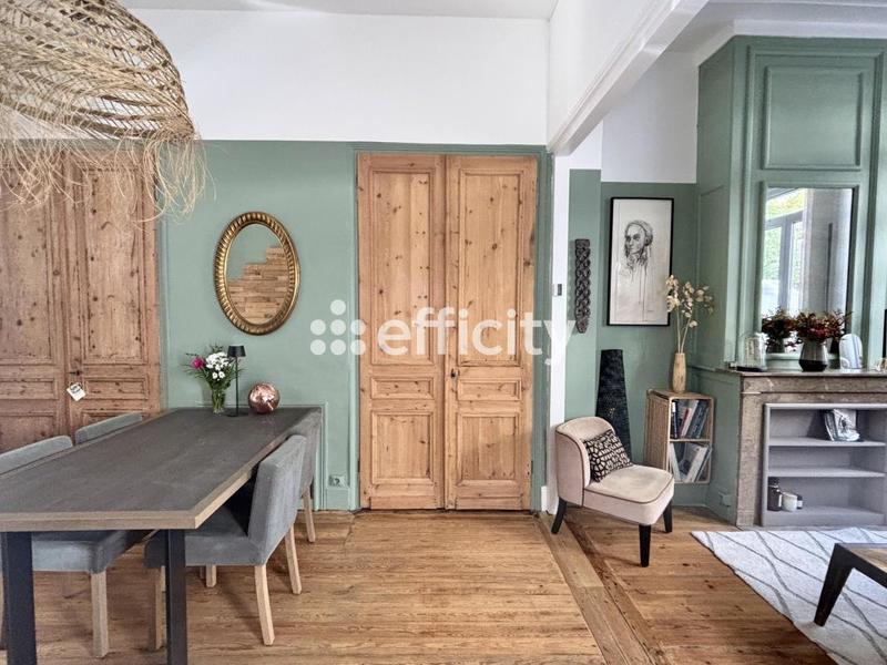 Maison - 137 m² - 7 pièces