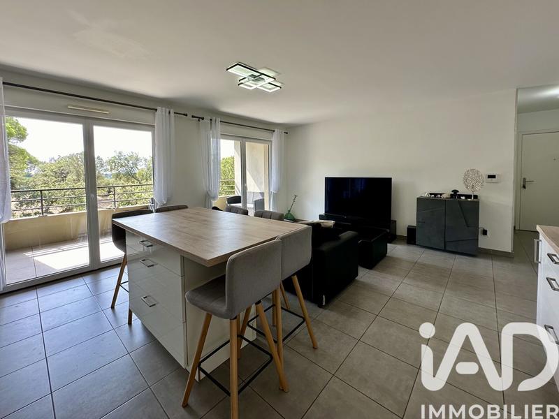 Appartement - 67 m² - 3 pièces