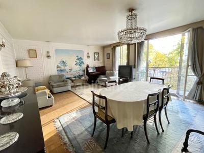 Appartement - 95 m² - 4 pièces