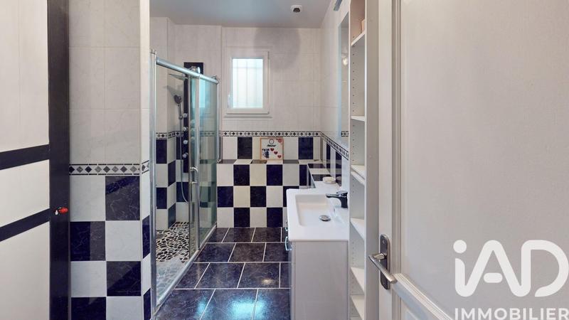 Maison - 128 m² - 6 pièces