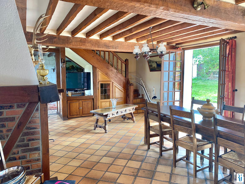 Maison - 166 m² - 7 pièces