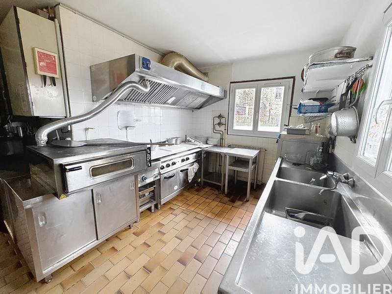 Châlet - 300 m² - 4 pièces