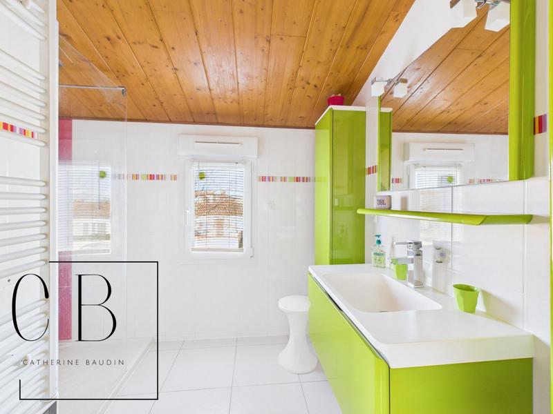 Maison - 115 m² - 6 pièces