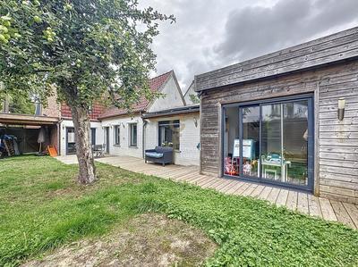 Maison - 85 m² - 5 pièces