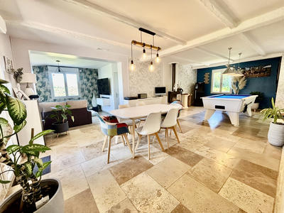 Villa - 148 m² - 6 pièces