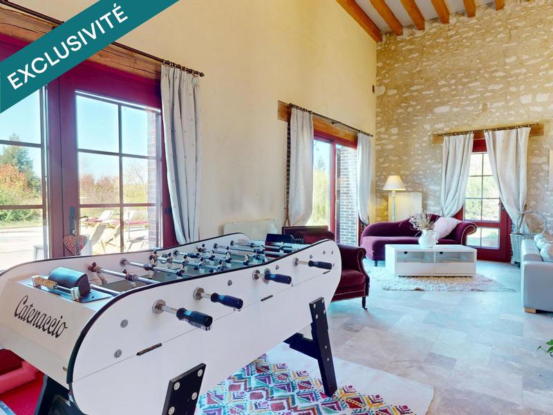 Maison - 340 m² - 7 pièces