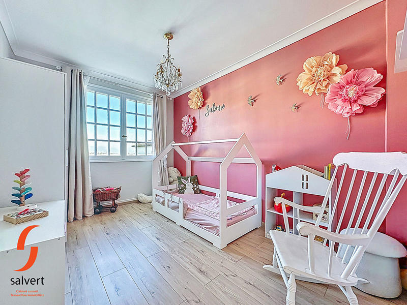 Maison - 144 m² - 6 pièces