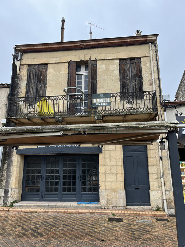 Immeuble - 250 m² - 5 pièces