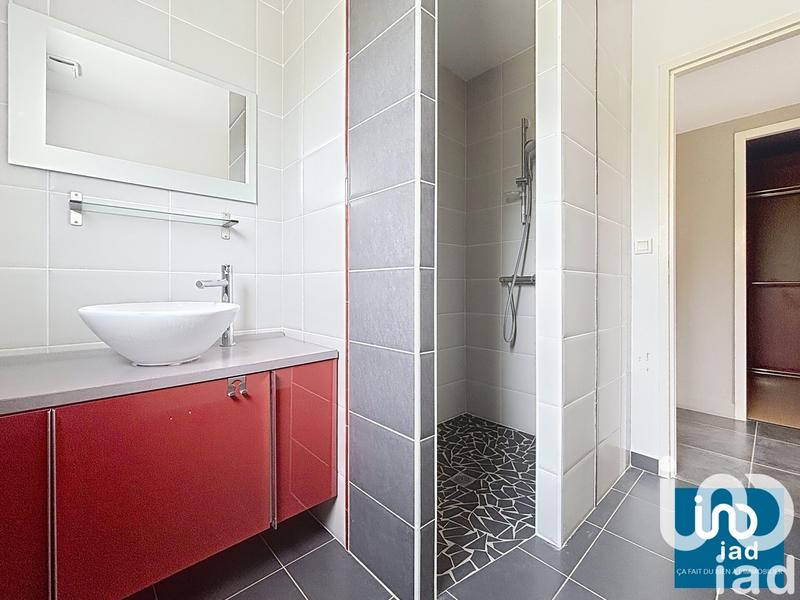 Maison de maîtres - 180 m² - 10 pièces