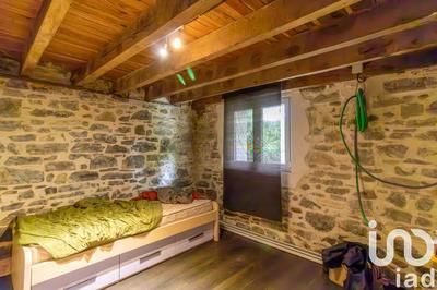 Maison - 196 m² - 10 pièces