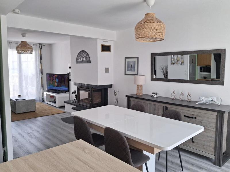 Maison - 87 m² - 5 pièces