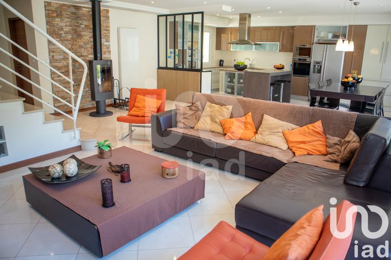 Maison - 149 m² - 6 pièces