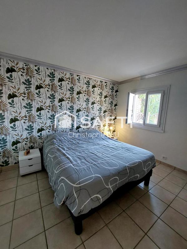 Maison - 215 m² - 6 pièces