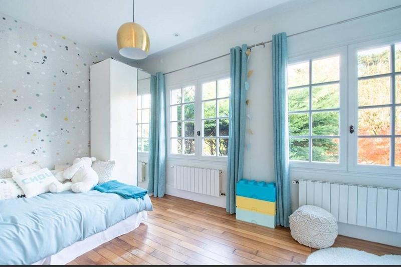 Maison - 418 m² - 9 pièces