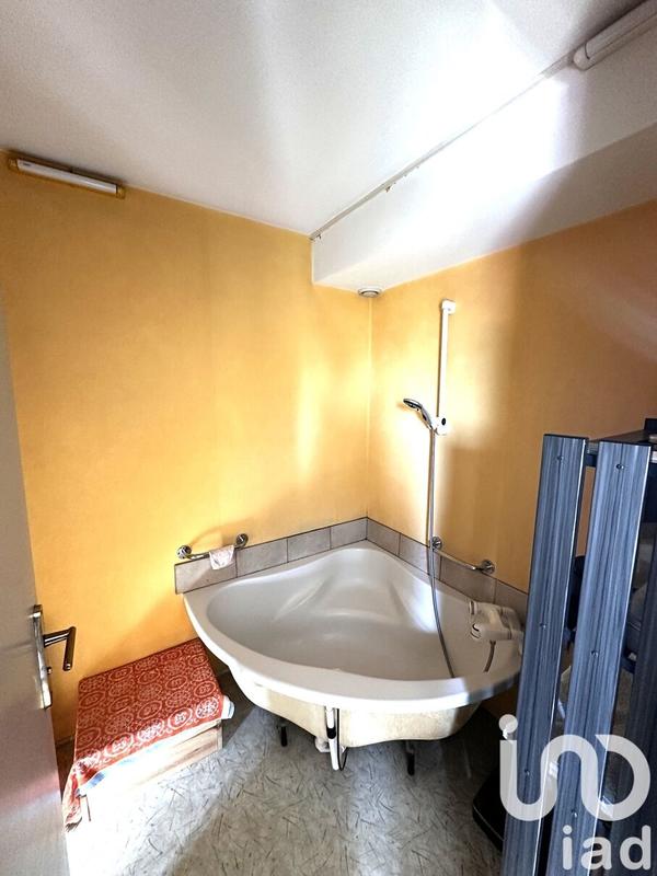 Maison - 294 m² - 8 pièces