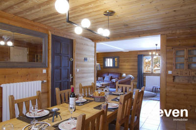 Châlet - 212 m² - 16 pièces