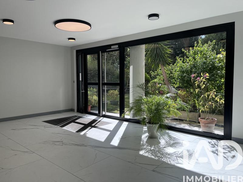 Appartement - 83 m² - 3 pièces