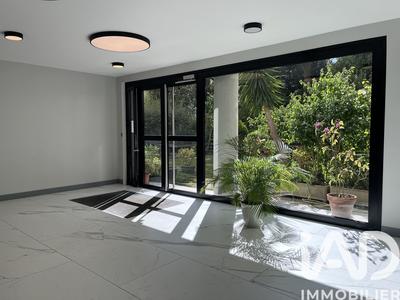 Appartement - 83 m² - 3 pièces