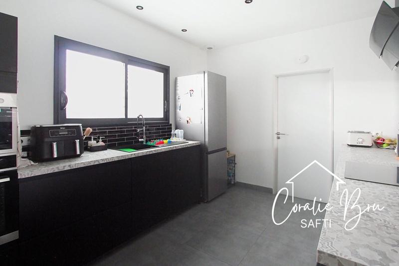 Maison - 108 m² - 5 pièces