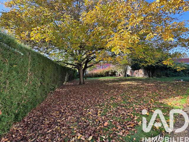 Maison - 230 m² - 9 pièces