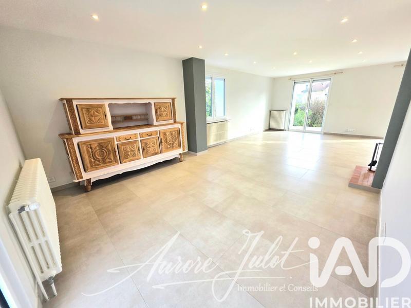 Maison - 199 m² - 6 pièces