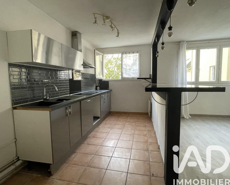 Appartement - 82 m² - 4 pièces