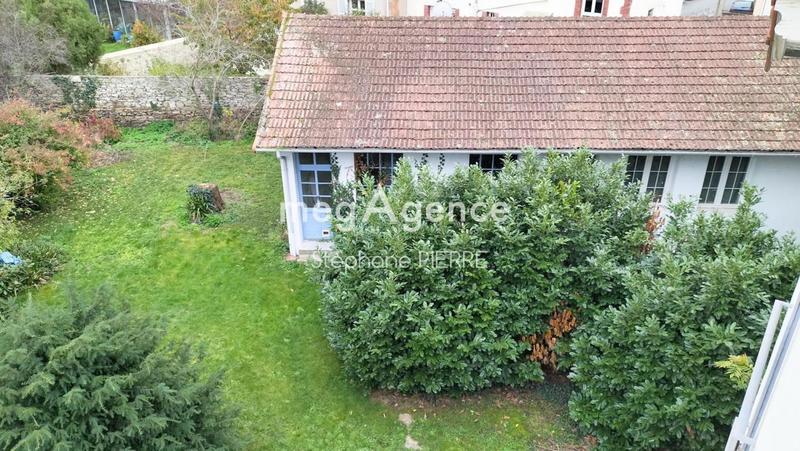 Villa - 270 m² - 9 pièces