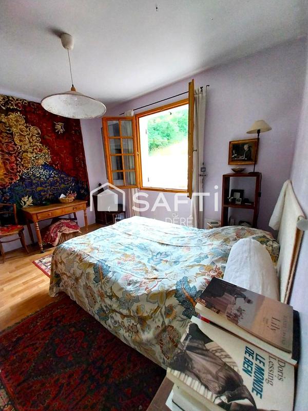 Maison - 95 m² - 4 pièces