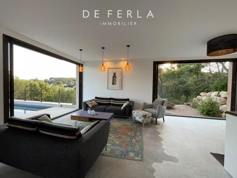 Villa - 170 m² - 4 pièces