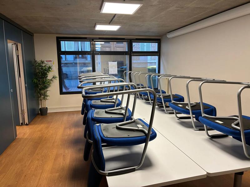 Bureau - 417 m² - 10 pièces