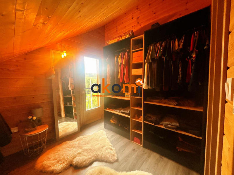 Châlet - 94 m² - 5 pièces