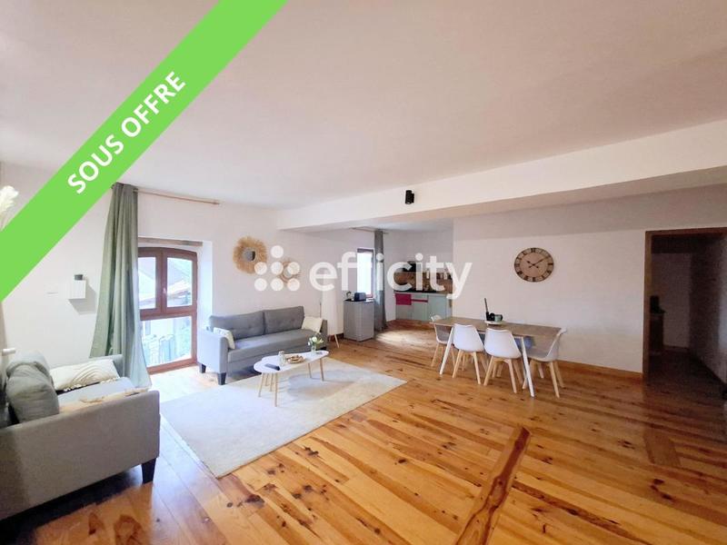 Maison - 241 m² - 10 pièces