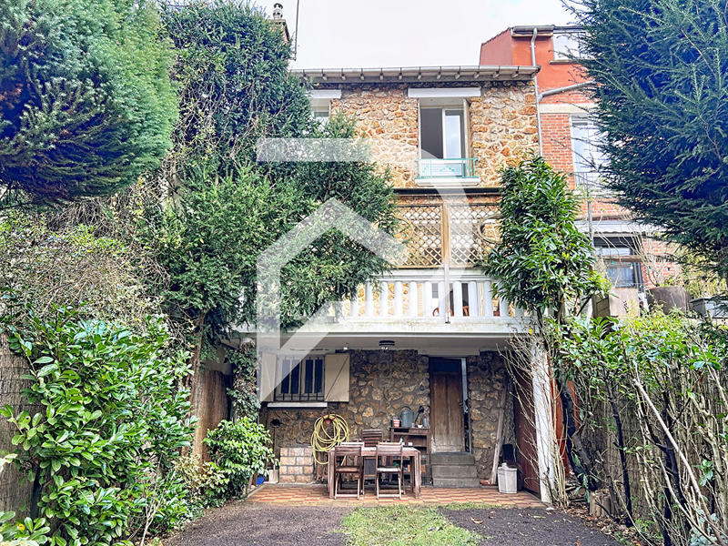 Maison - 80 m² - 5 pièces