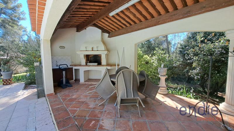 Maison - 183 m² - 6 pièces