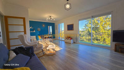 Maison - 96 m² - 4 pièces