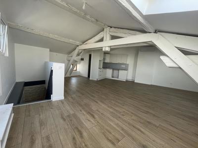 Duplex - 95 m² - 4 pièces